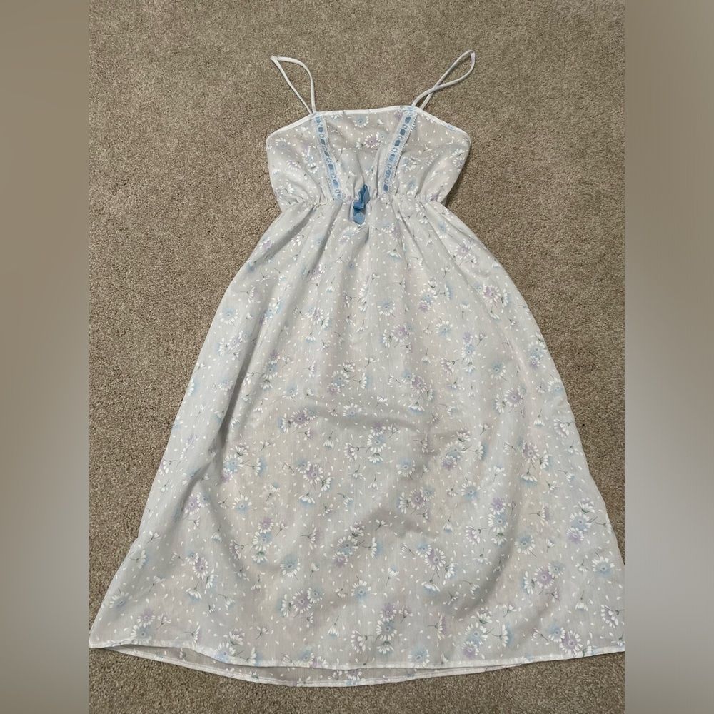 Sweet Vintage Light Blue Floral Nightgown